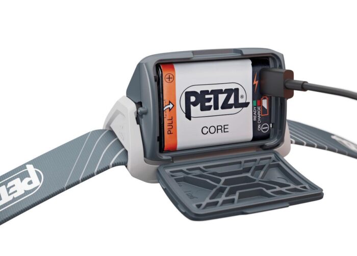 PETZL TIKKA CORE Kafa Feneri (450 lümen) - Görsel 3